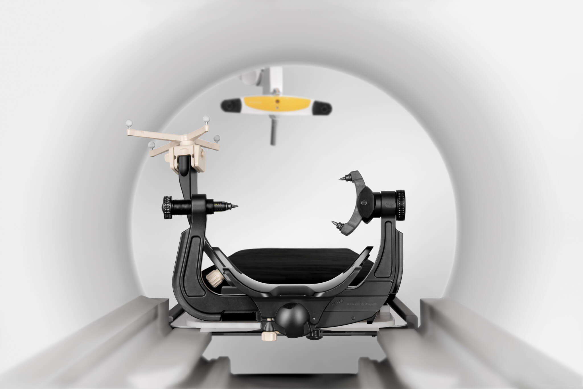 Header Image: Intraoperative MRI