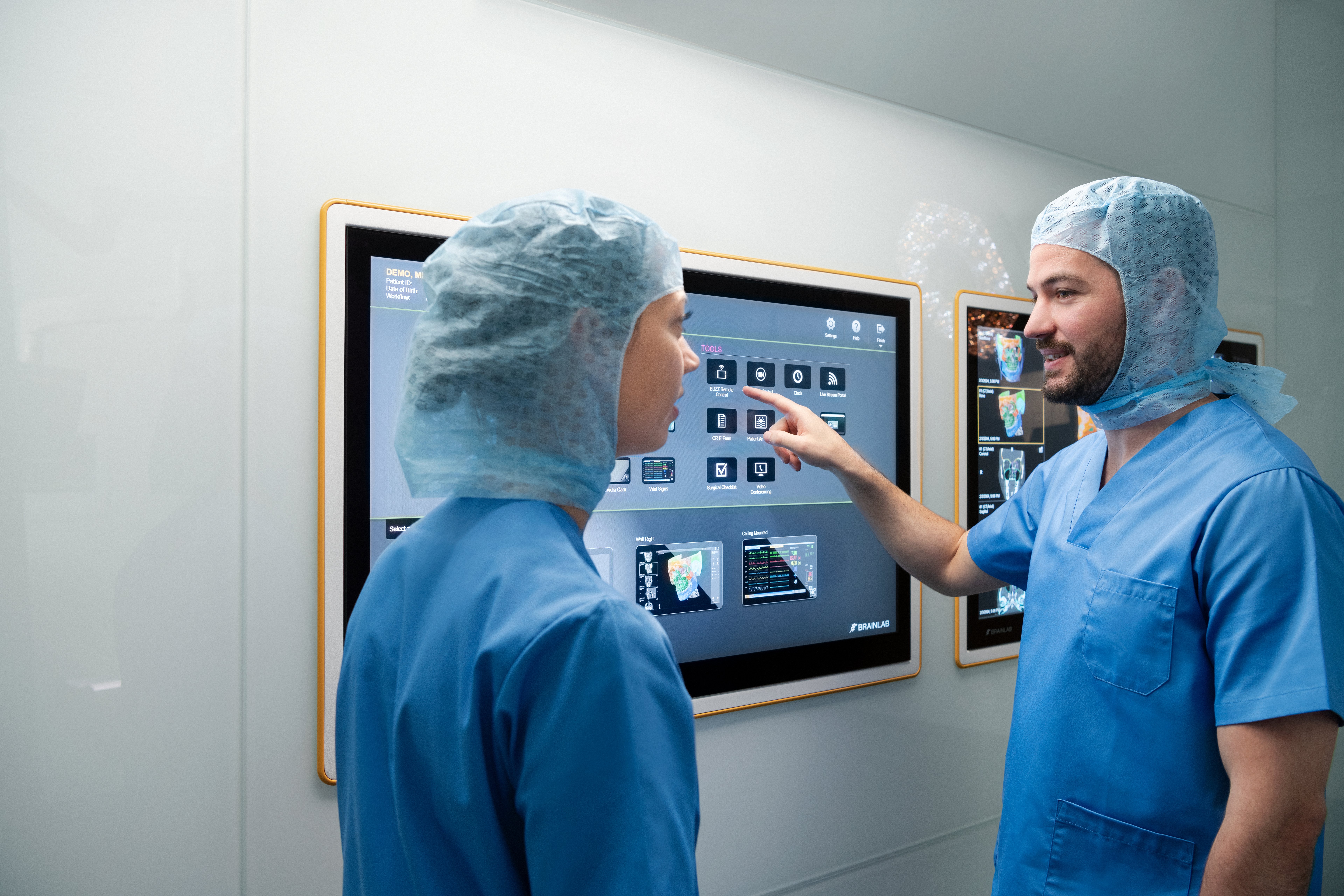 2 clinicians are shown utilizing Buzz in the operating room