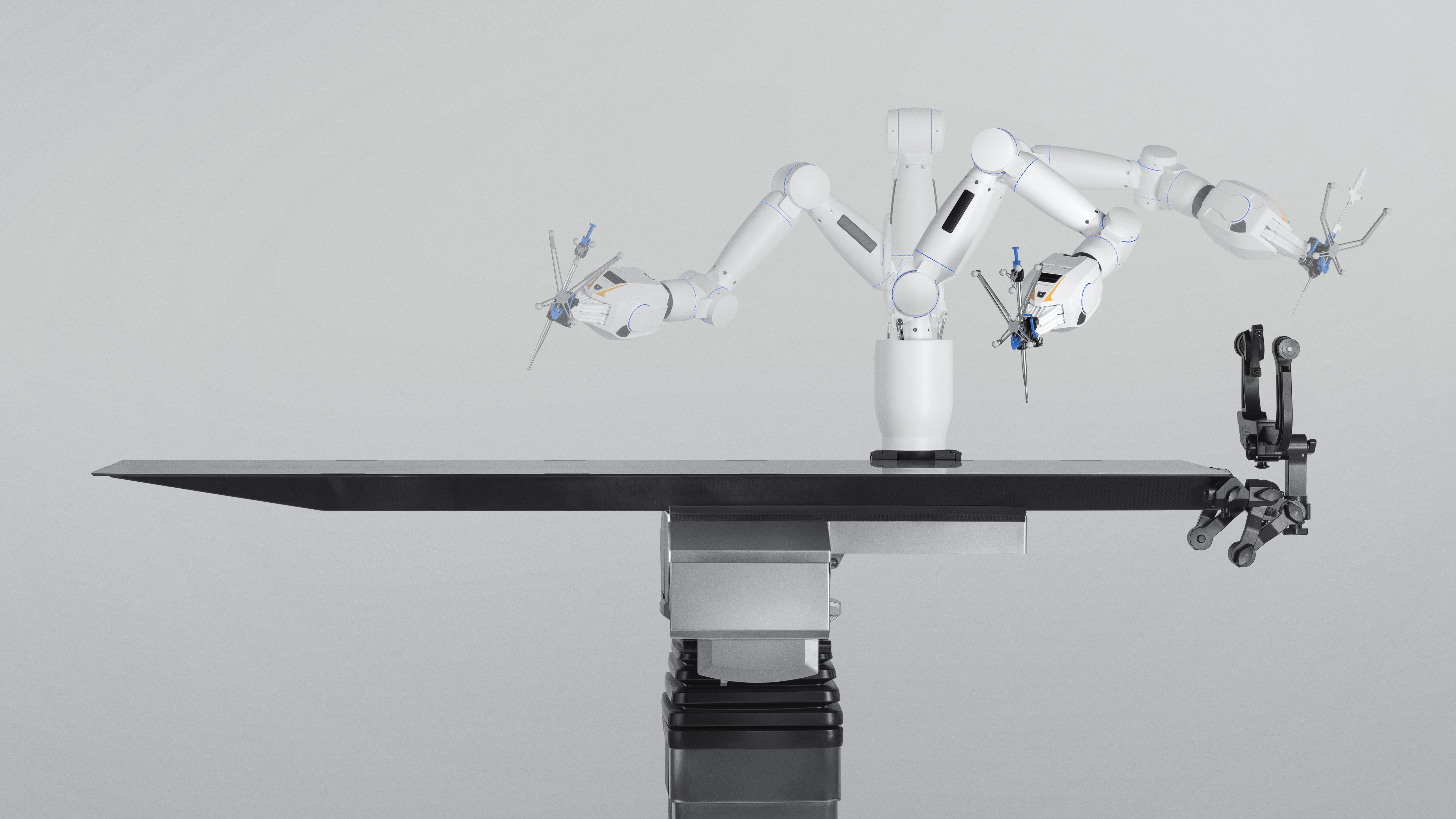 Cirq Robotics on Table: Beauty shot showcasing multiple indications including spine, cranial, and functional neurosurgery (FSN)